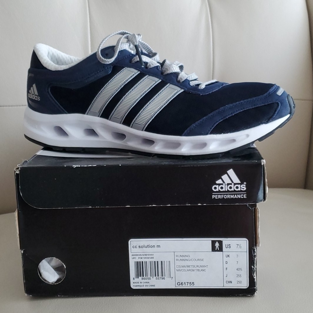 NWT Adidas cc solution men's shoes